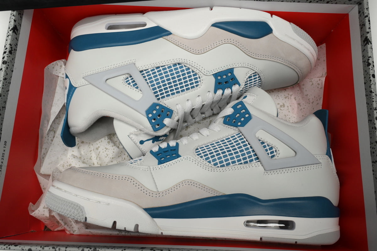 AJ 4 Retro ‘Military Blue‘