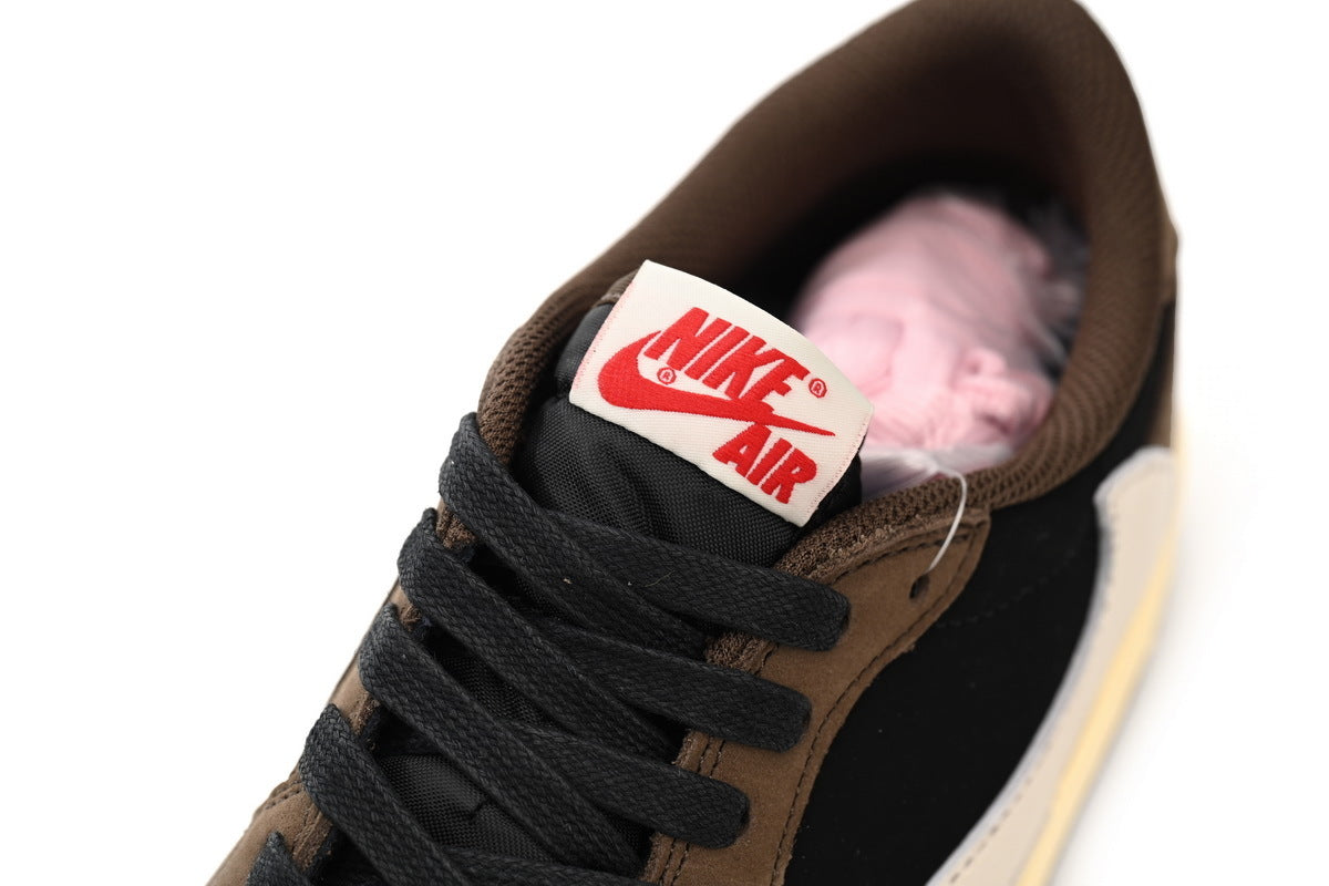 Travis Scott x AJ 1 Low