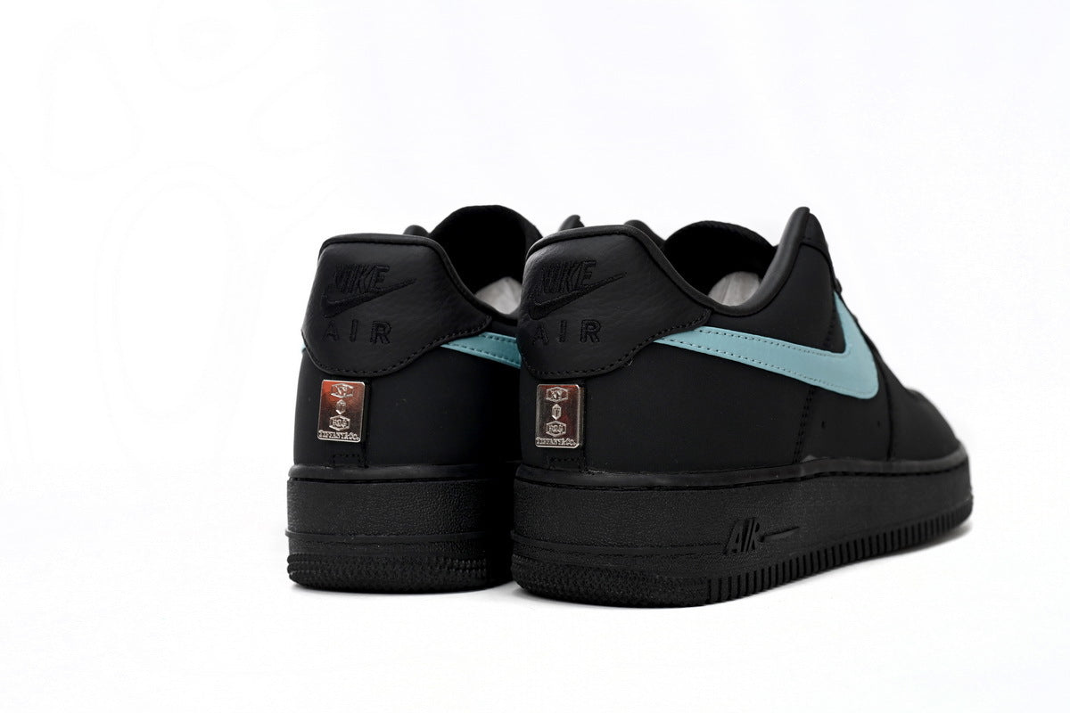 AF 1 Low x Tiffany